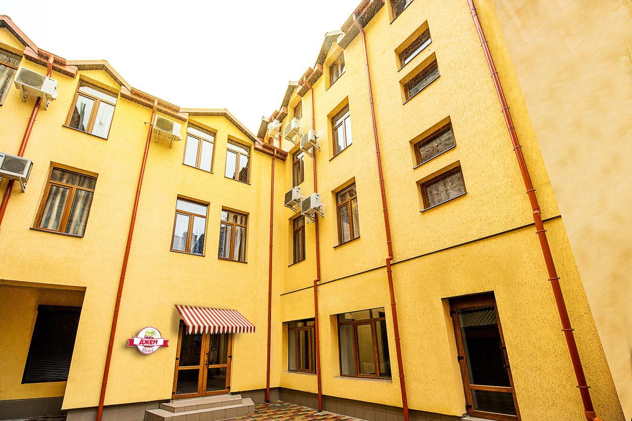 Lviv Central Jam Hotel Exterior photo